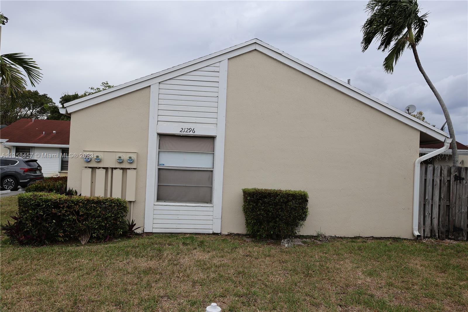 SIERRA RIDGE CONDO B - Residential