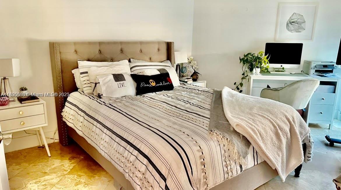 OCEANIA IV CONDO - Residential