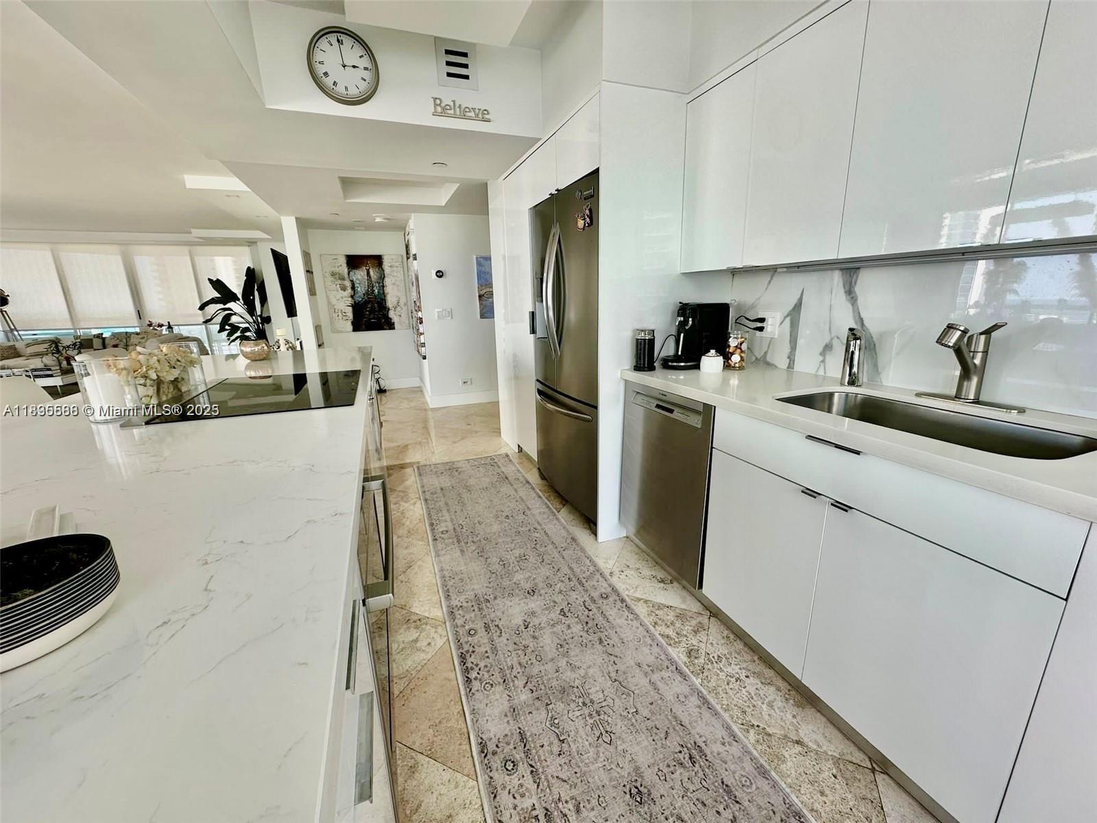 OCEANIA IV CONDO - Residential