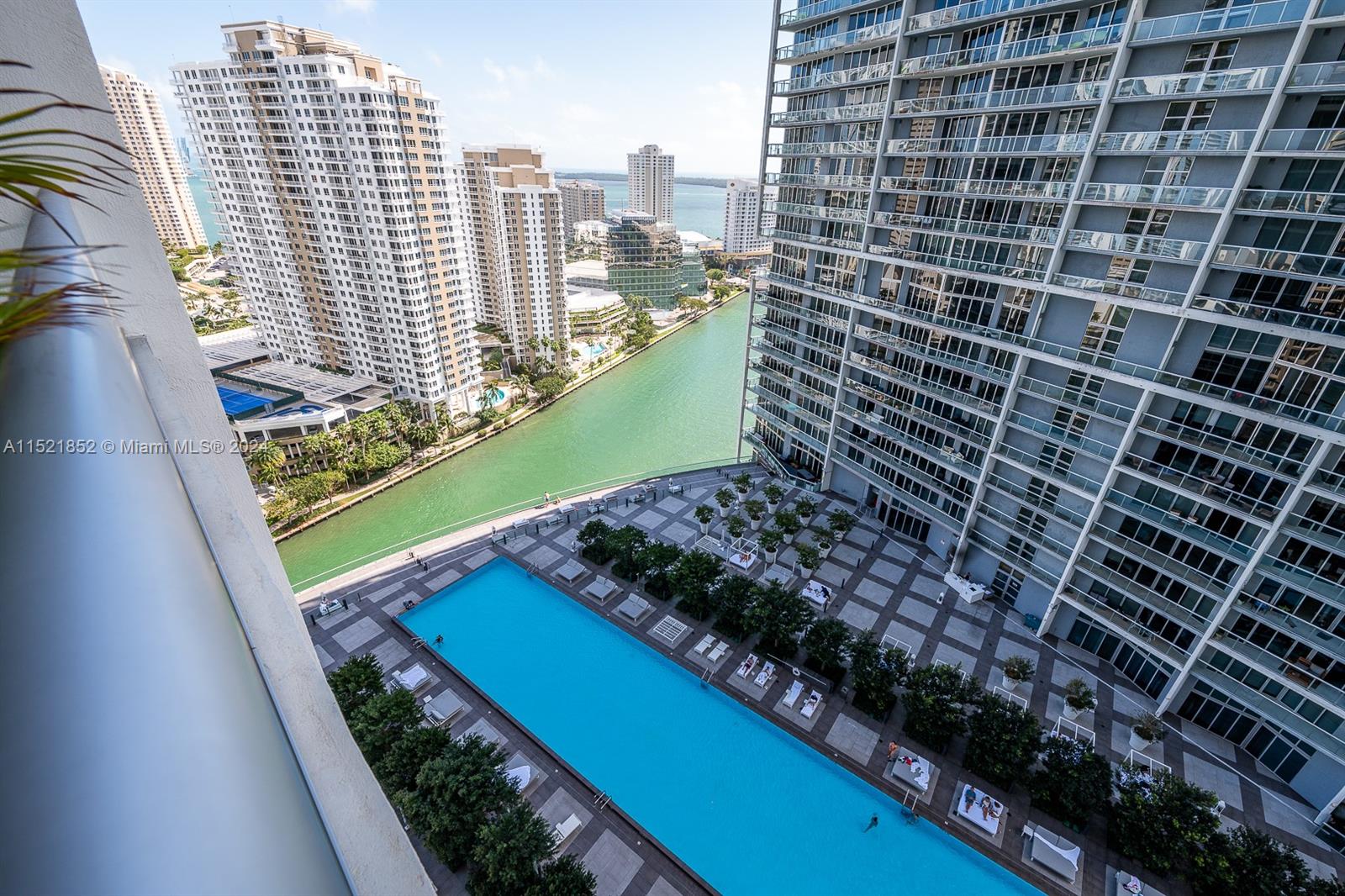 ICONBRICKELL CONDO NO 1 - Residential
