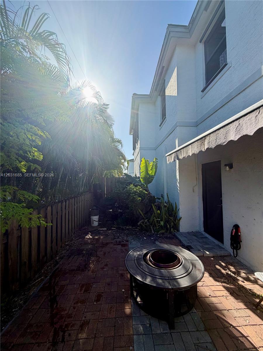 RESERVE AT EDGEWOOD - Residential Lease