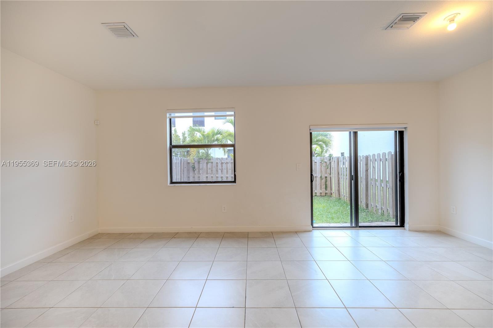 SILVER PALM RESIDENTIAL H - Residential