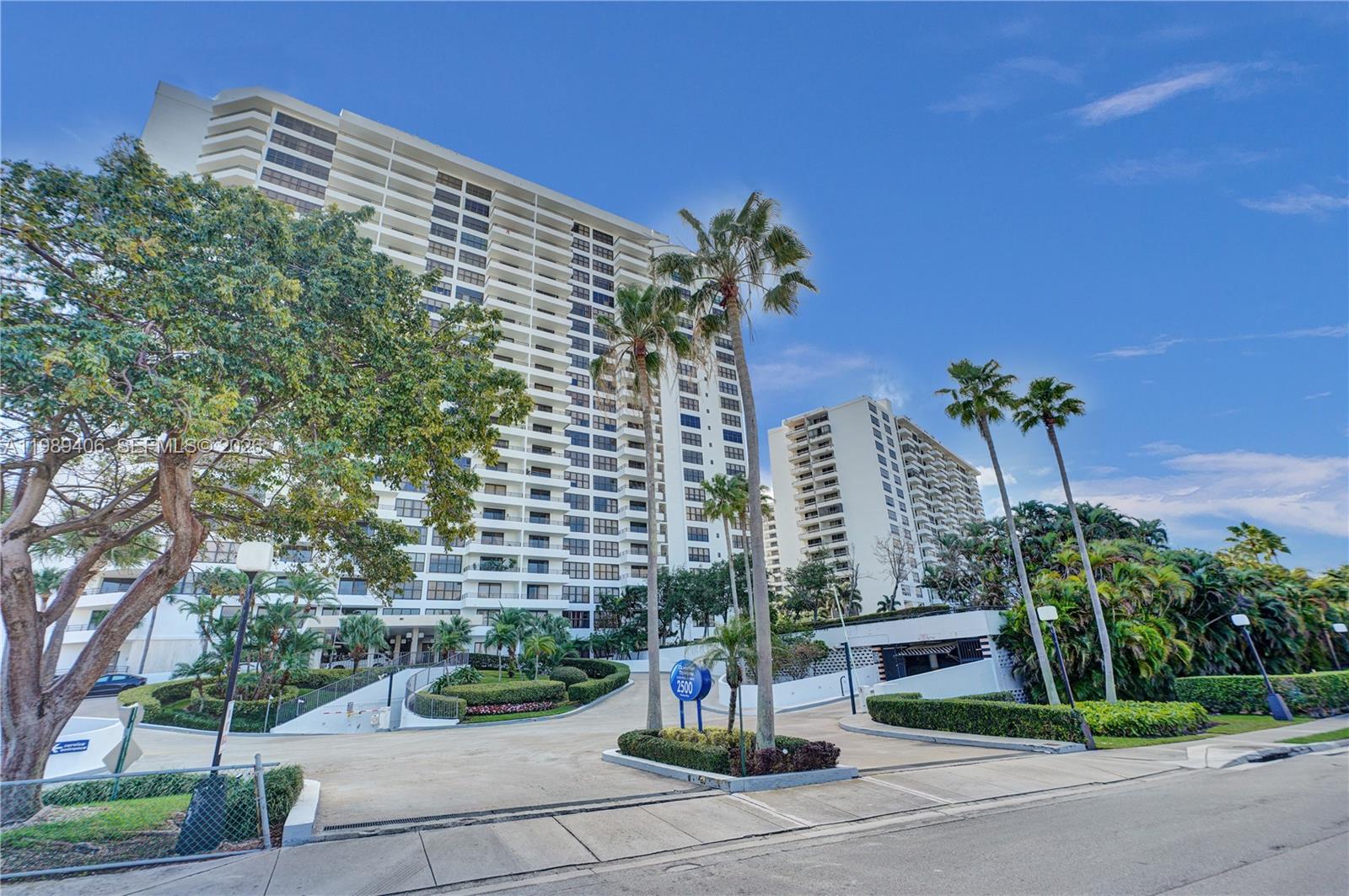 OLYMPUS CONDO PHASE - Residential