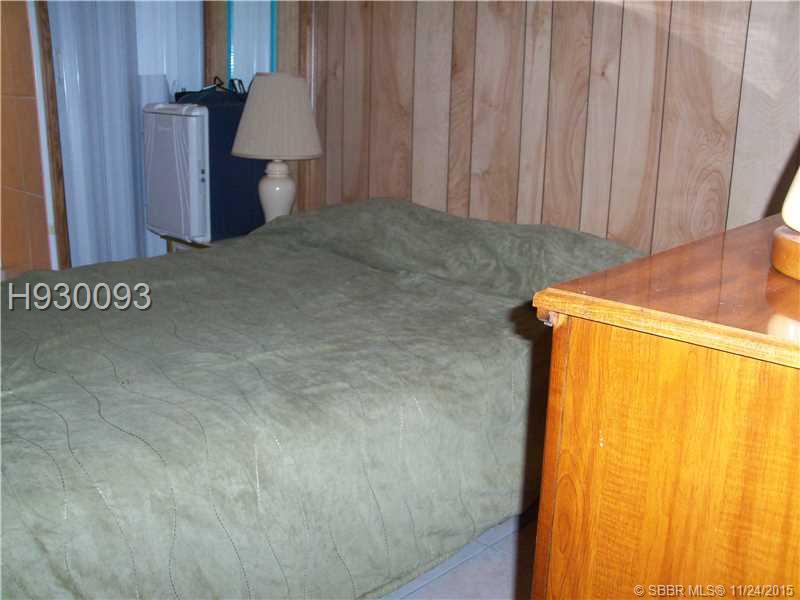 HALLANDALE TRAILER ESTATE - Residential