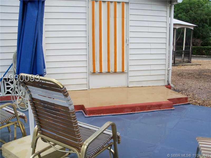 HALLANDALE TRAILER ESTATE - Residential