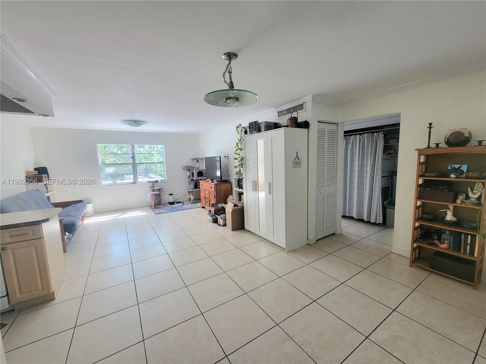 DIXIE GARDENS CONDO - Residential