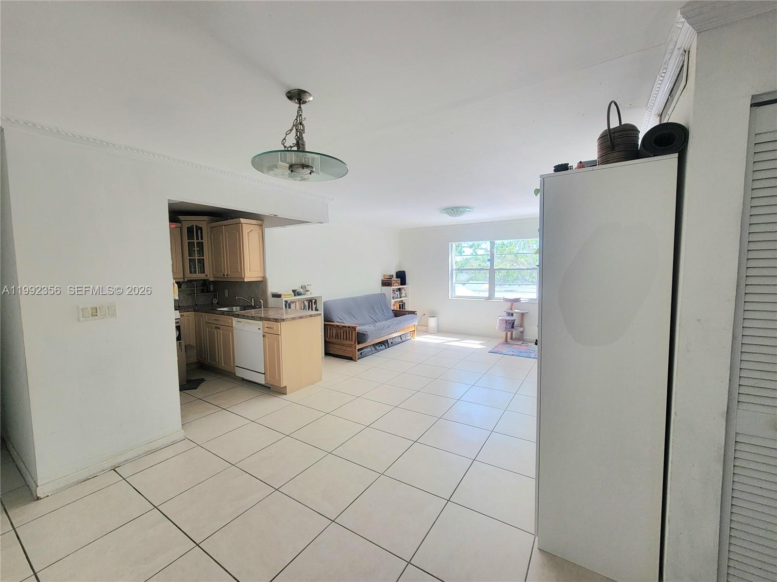 DIXIE GARDENS CONDO - Residential