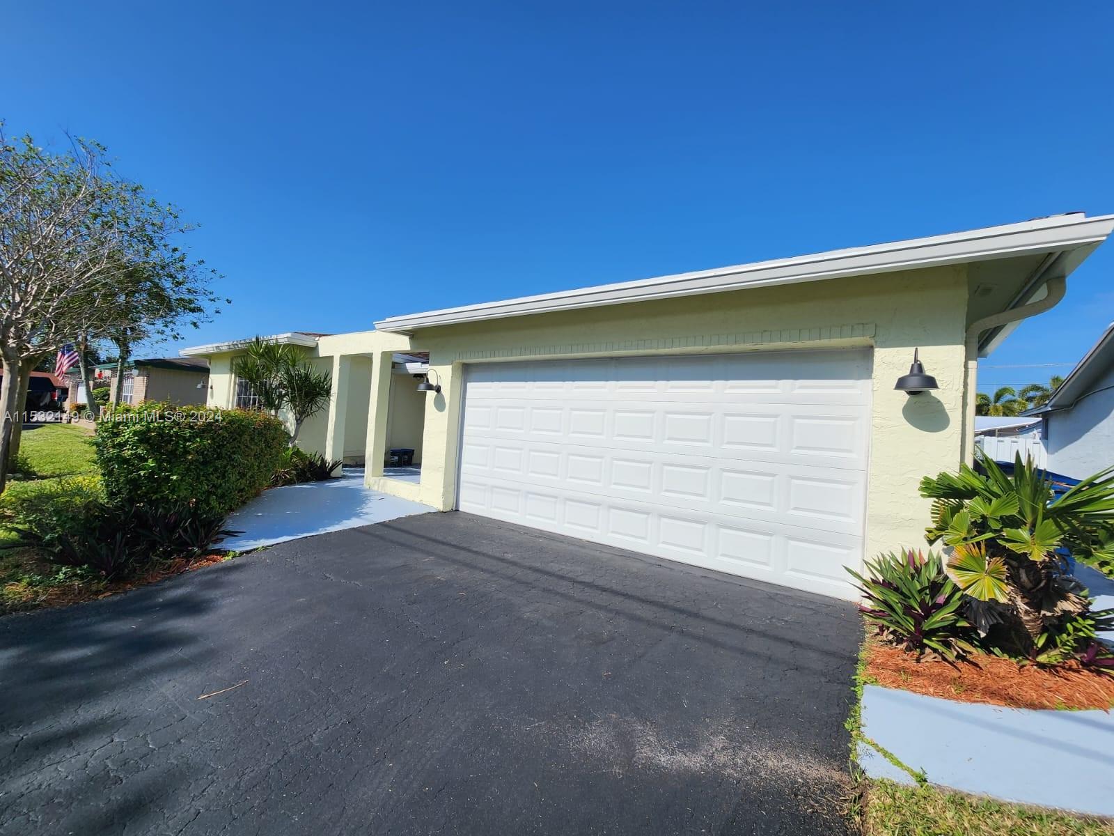 SUNRISE GOLF VILLAGE SEC - Residential