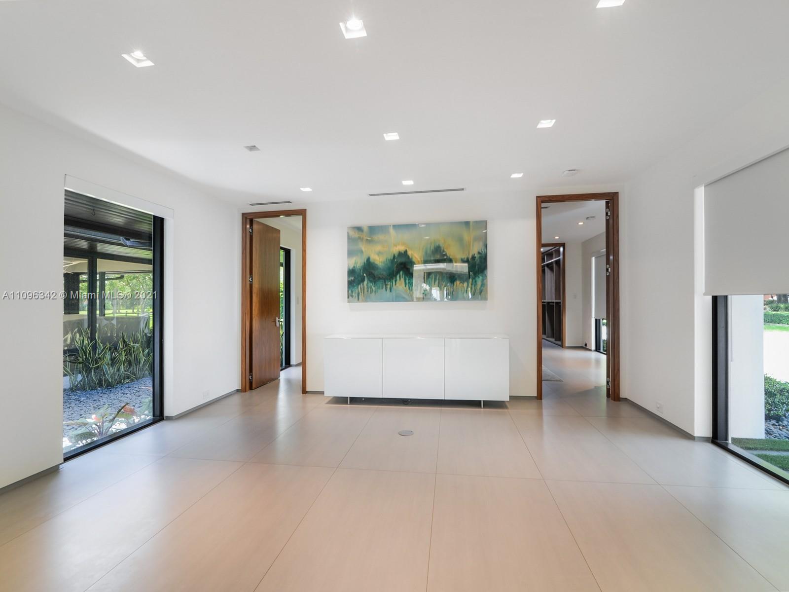 MIAMI LAKES - LOCH LOMOND - Residential