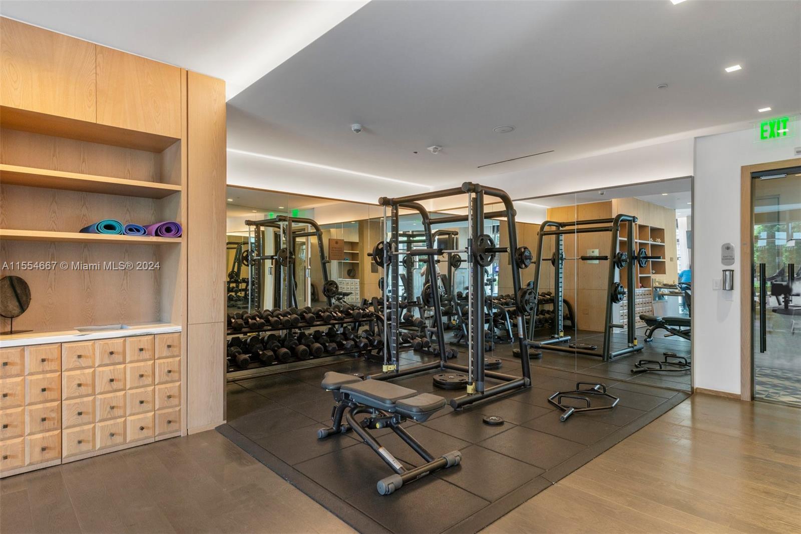 SLS LUX - Residential Lease