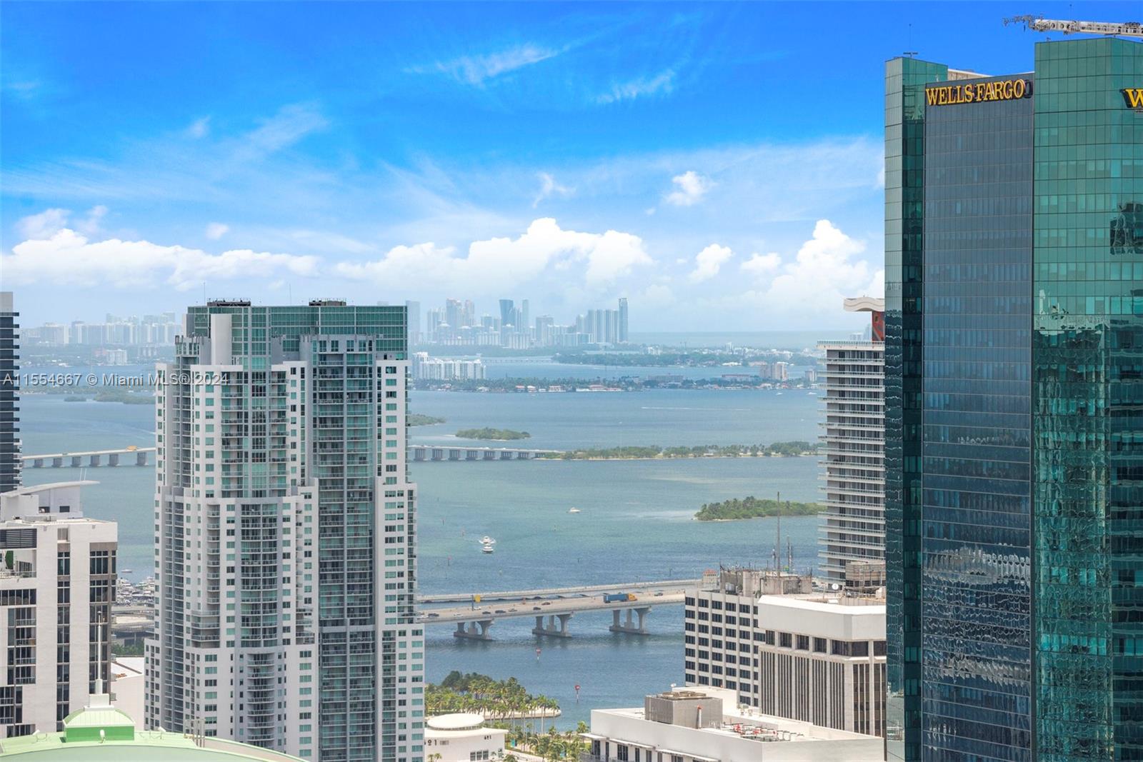 SLS LUX - Residential Lease