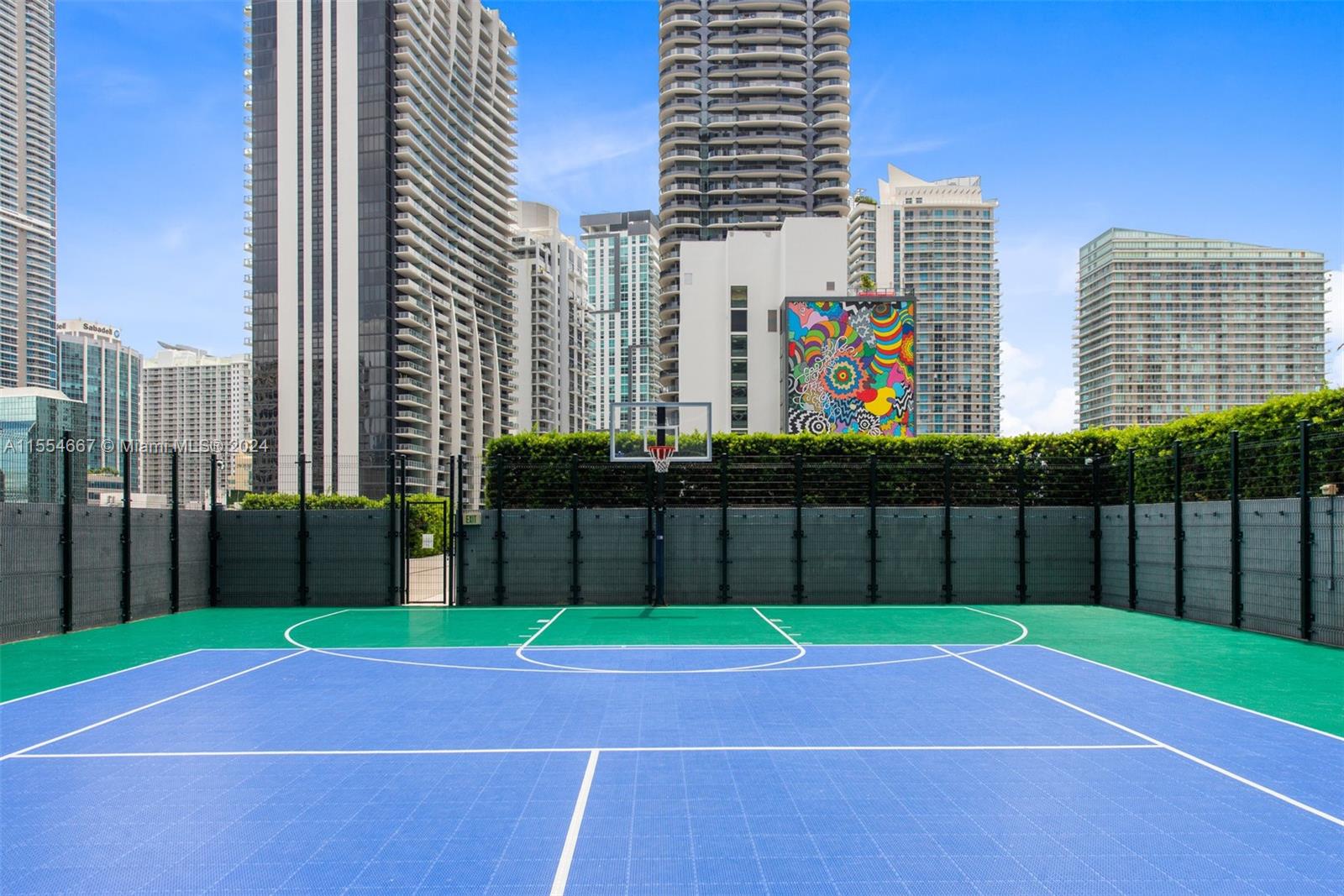 SLS LUX - Residential Lease