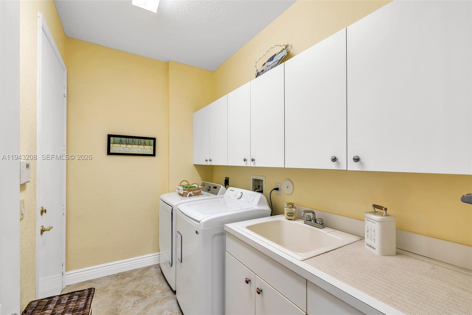 ISLES AT WELLINGTON 2 - Residential
