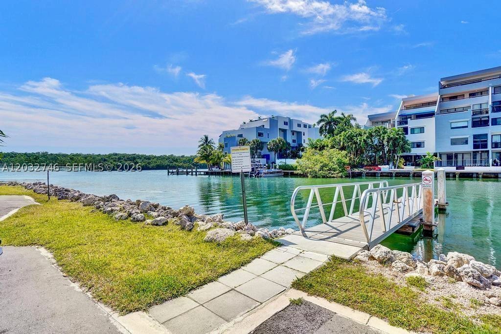 COASTAL TOWERS CONDO - Residential