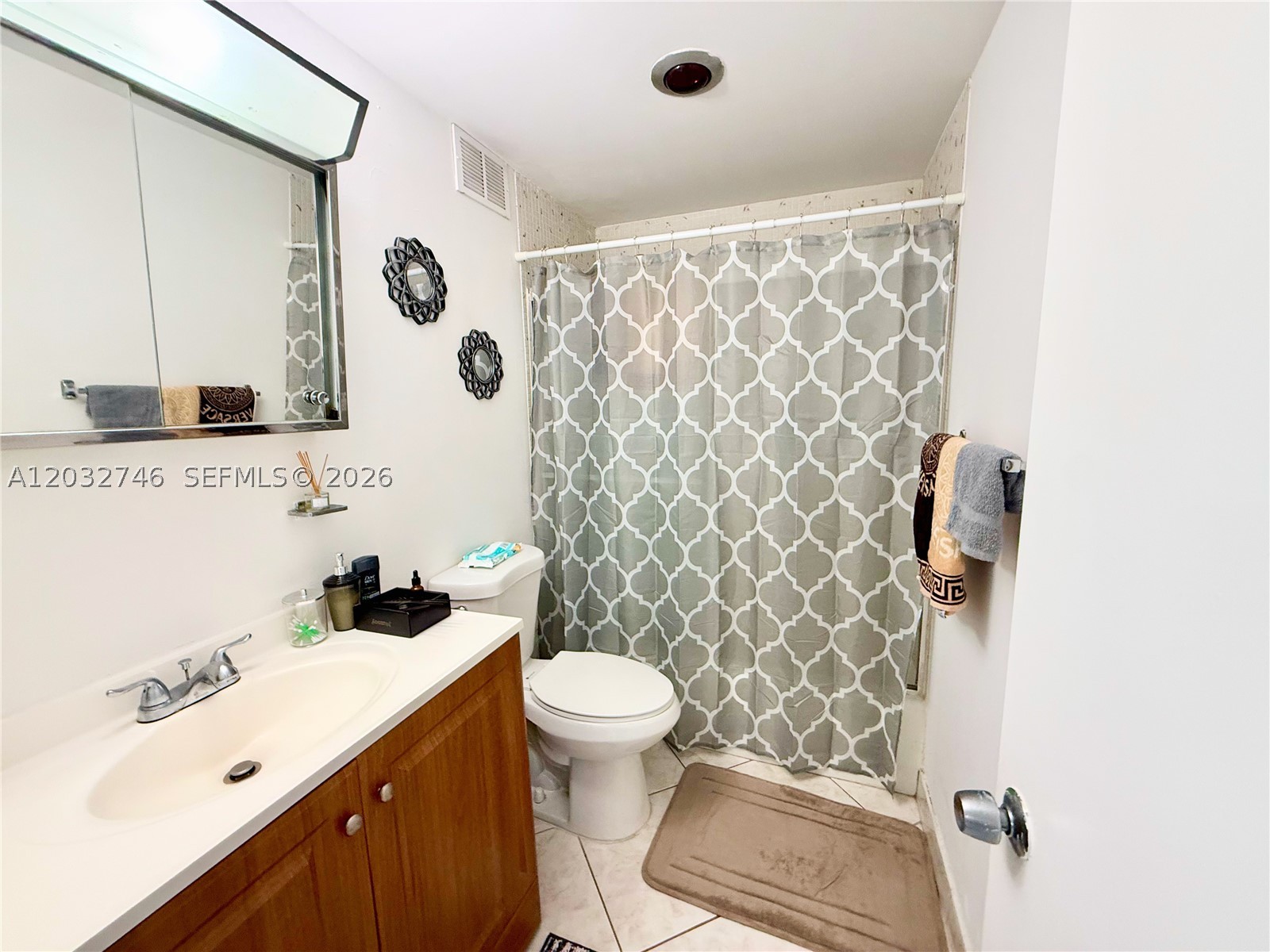 COASTAL TOWERS CONDO - Residential