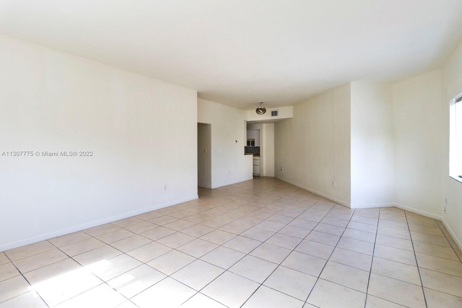 RIVE MARSEILLES CONDO - Residential Lease