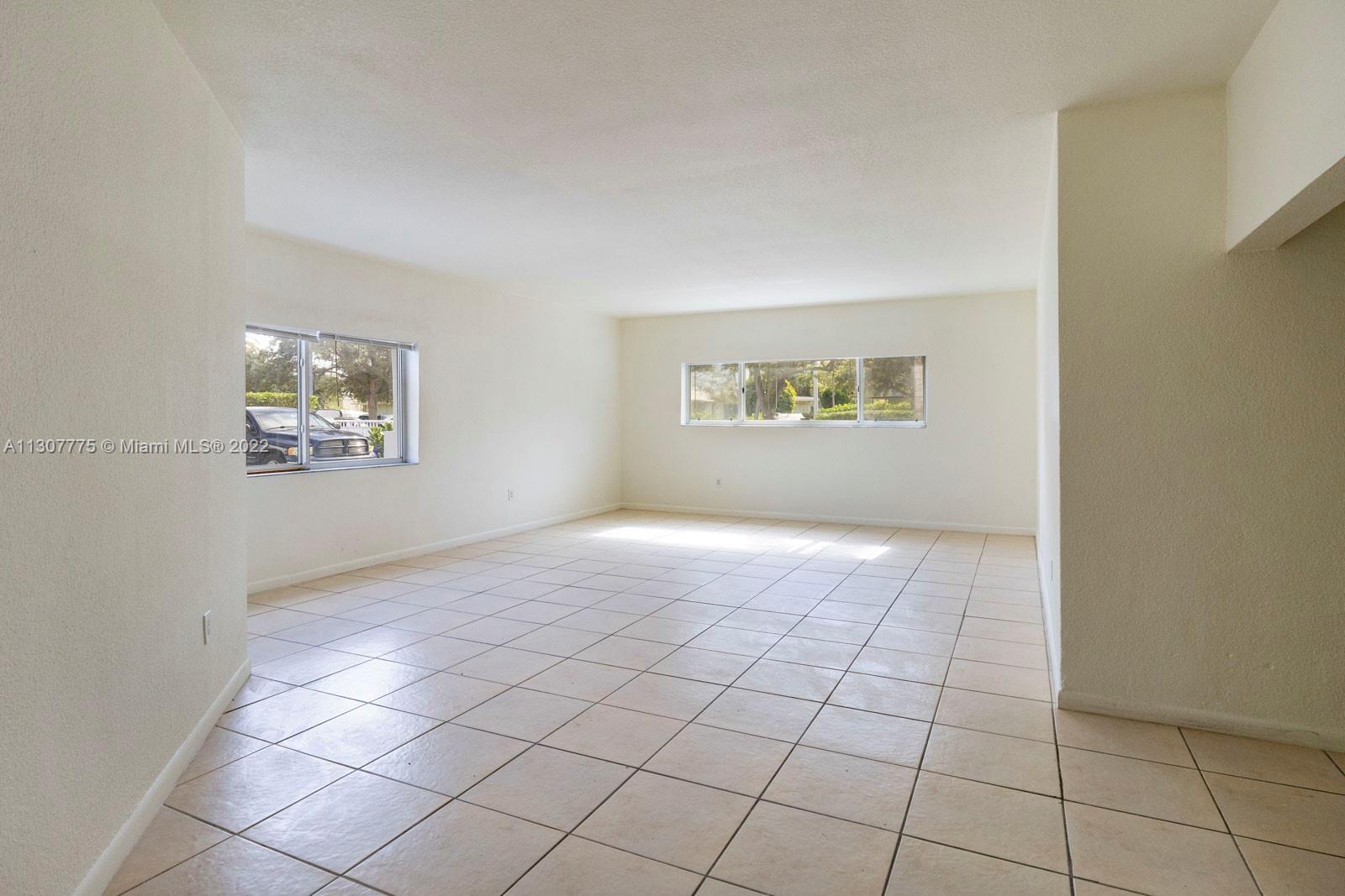 RIVE MARSEILLES CONDO - Residential Lease