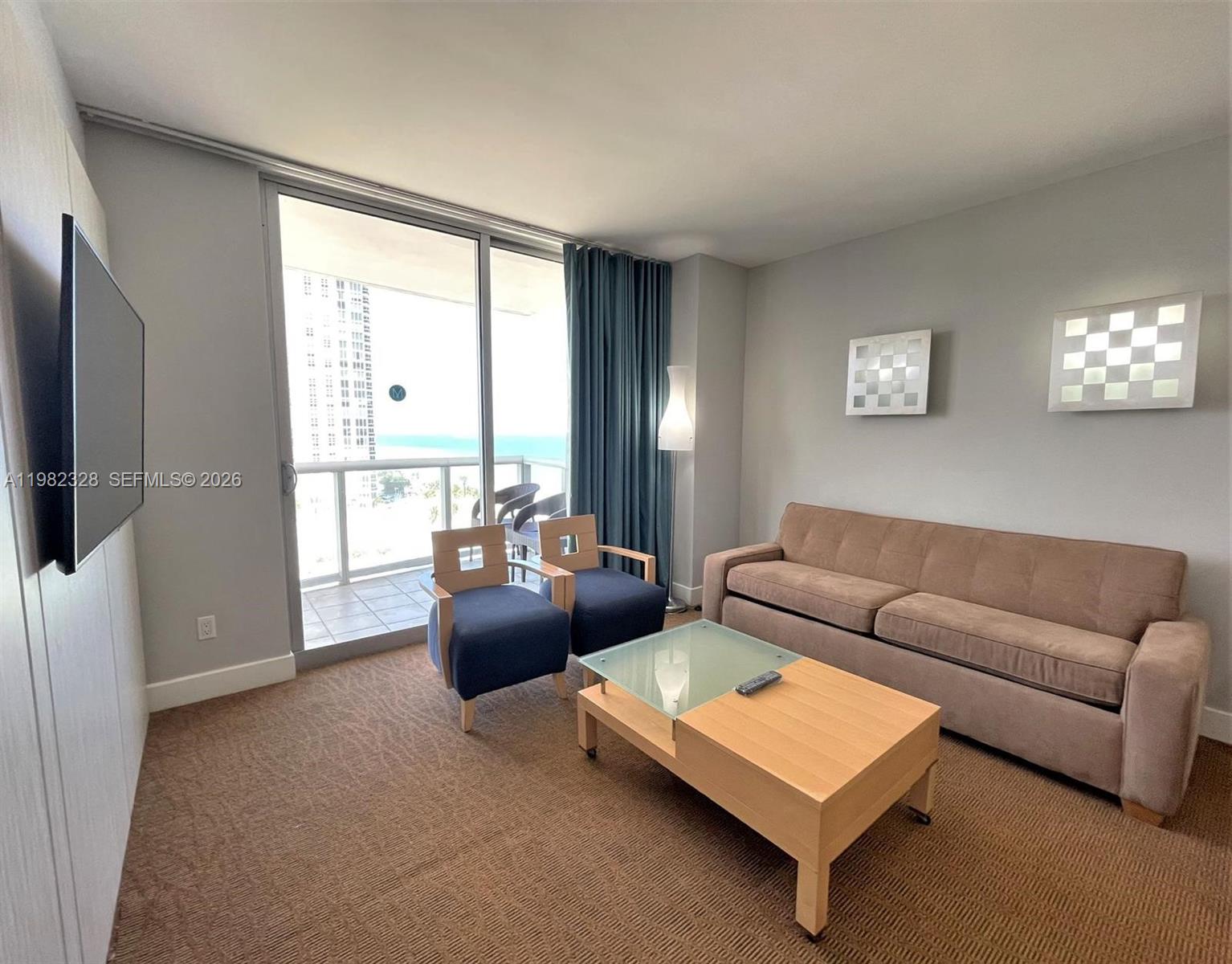 M RESORT RESIDENCES CONDO - Residential