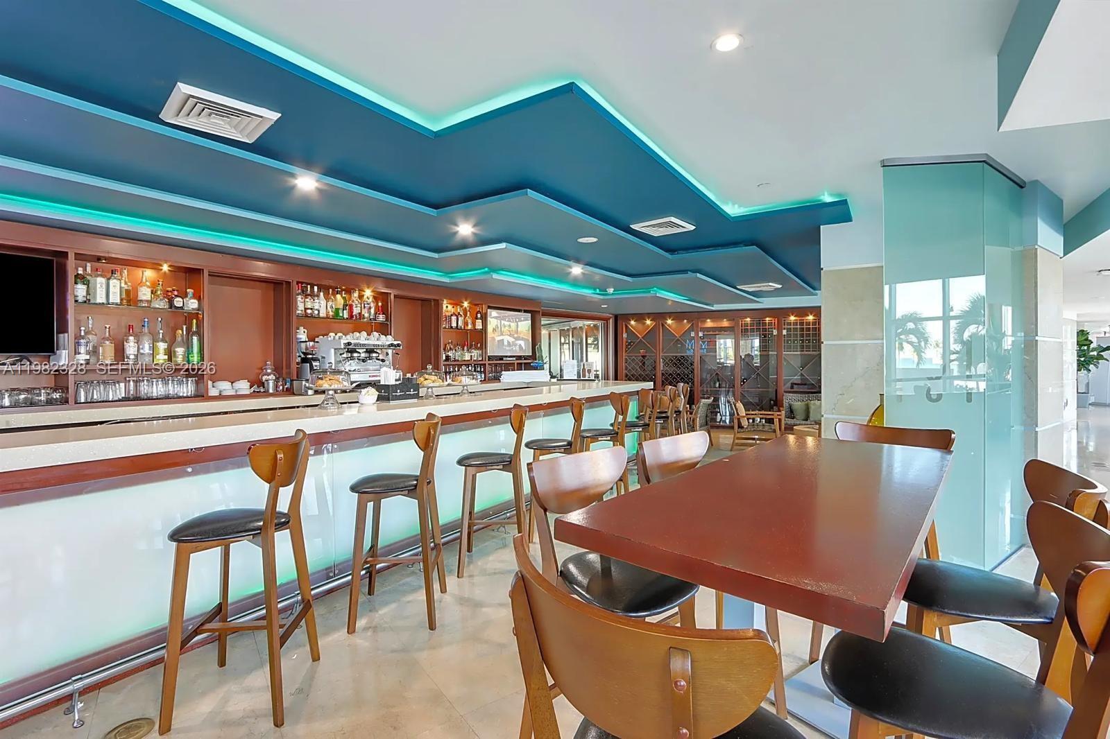 M RESORT RESIDENCES CONDO - Residential