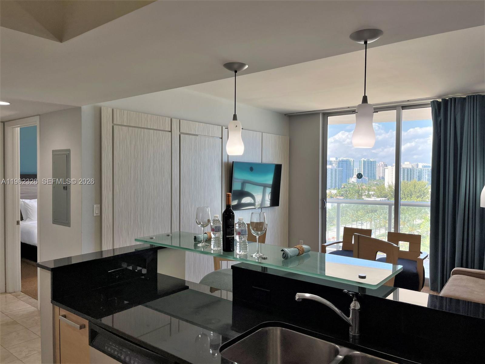 M RESORT RESIDENCES CONDO - Residential