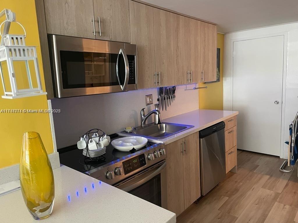 FOUR AMBASSADORS CONDO PH - Residential Lease