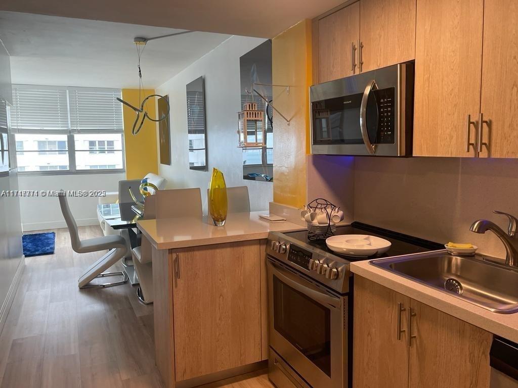 FOUR AMBASSADORS CONDO PH - Residential Lease