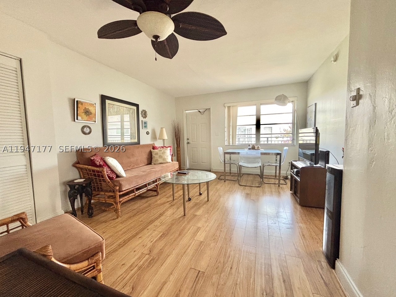 CLIFF LAKE VILLAS CO-OP - Residential