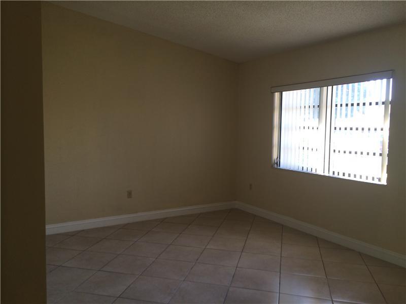MUNNE SUB - Residential Lease