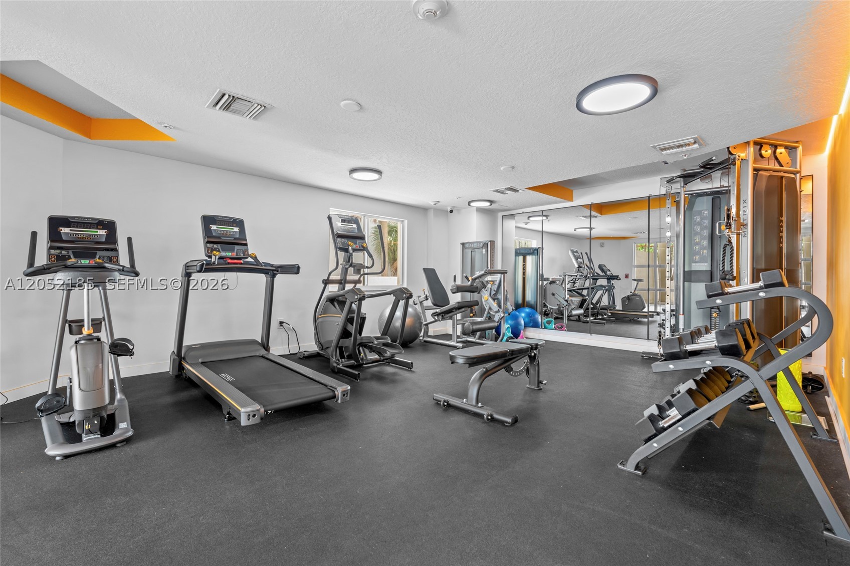 MARQUIS I - Residential Lease