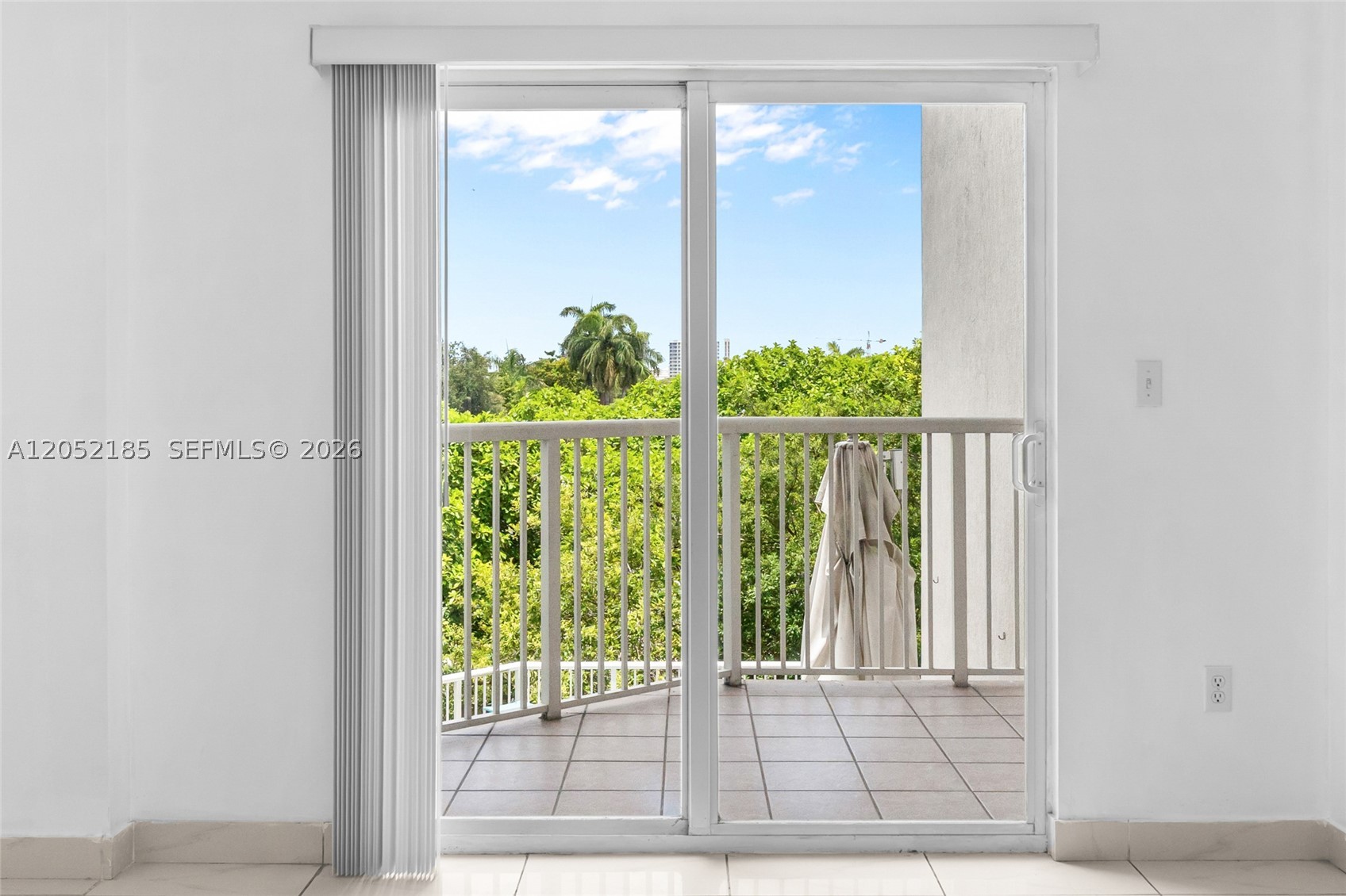 MARQUIS I - Residential Lease