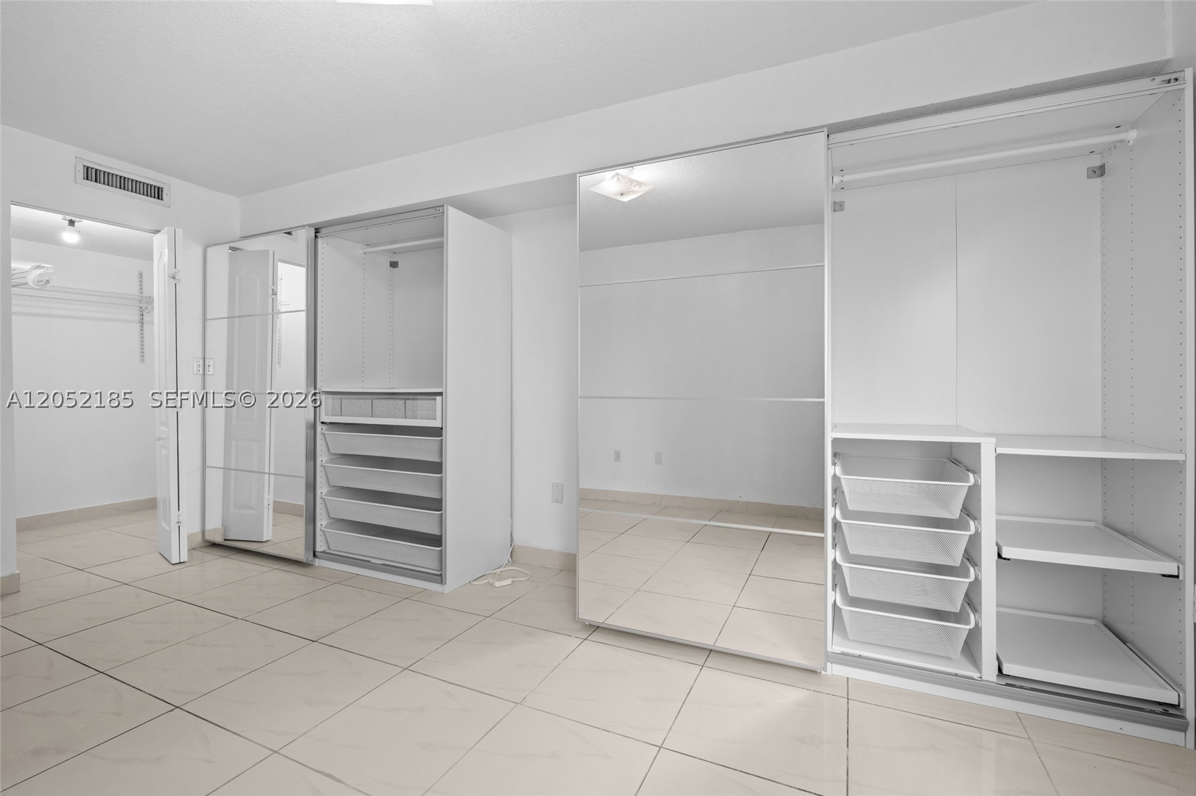 MARQUIS I - Residential Lease
