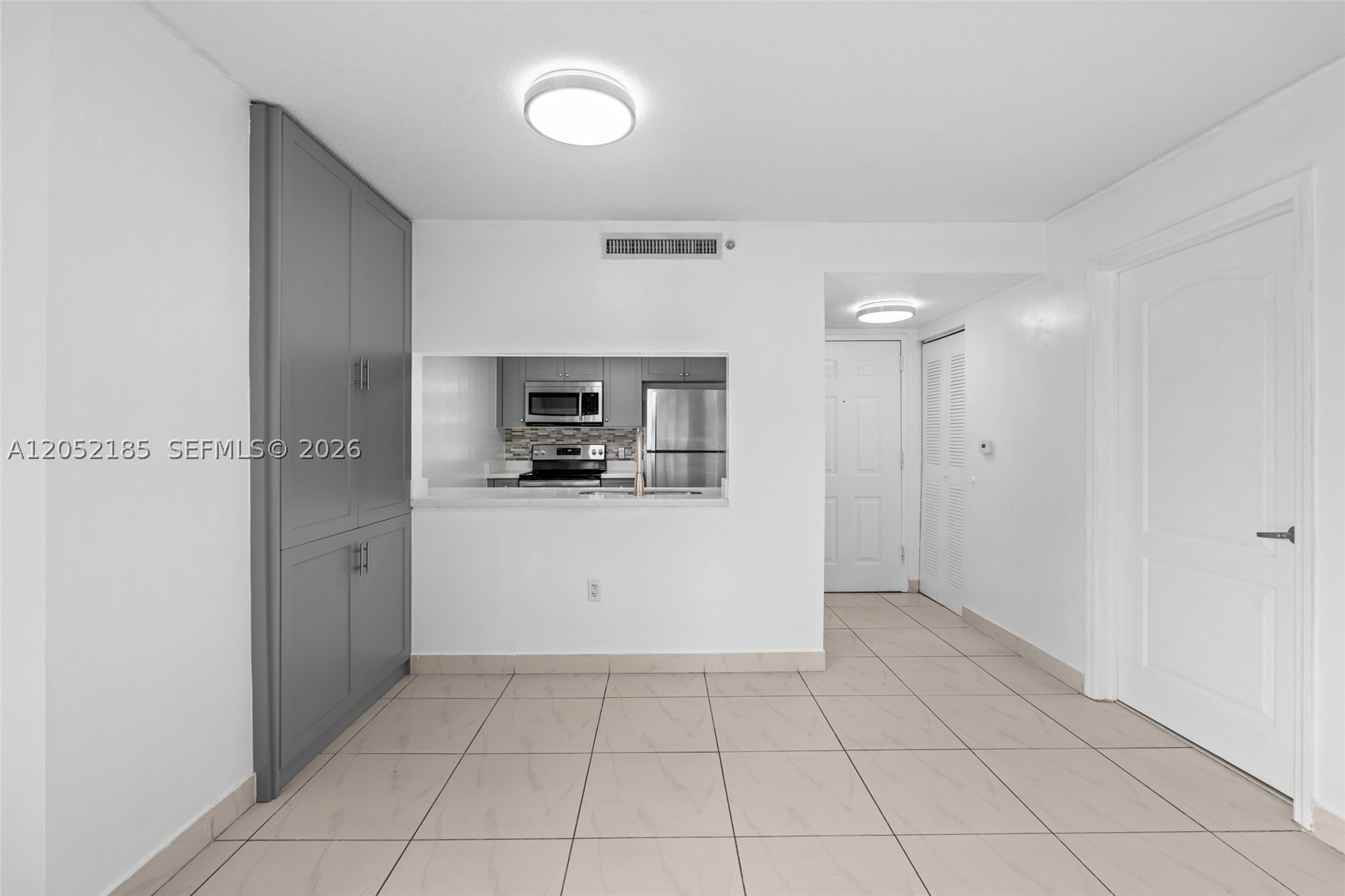 MARQUIS I - Residential Lease