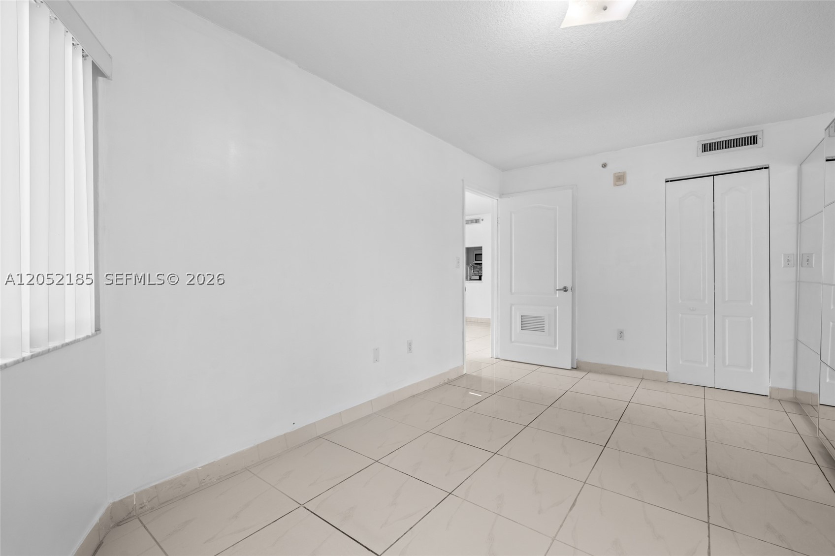 MARQUIS I - Residential Lease