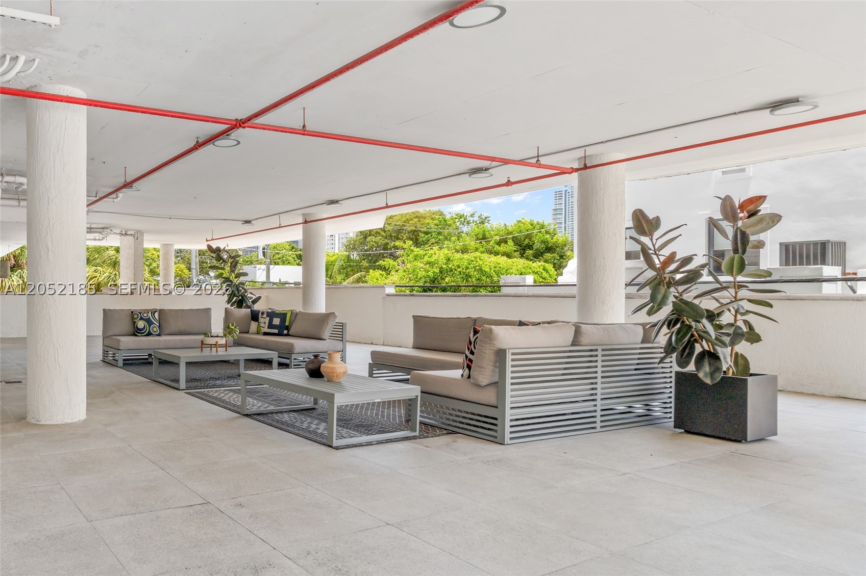 MARQUIS I - Residential Lease