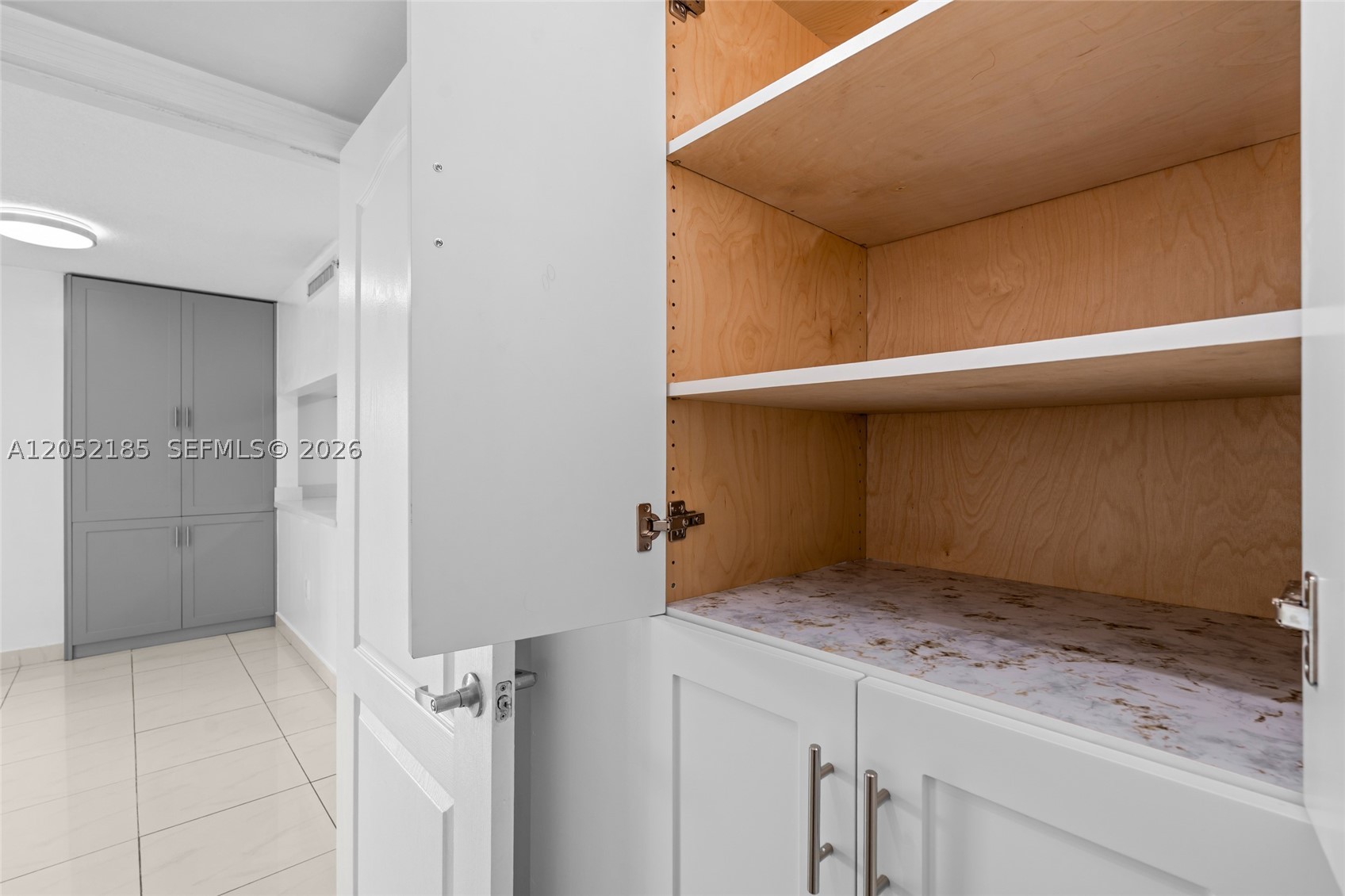 MARQUIS I - Residential Lease