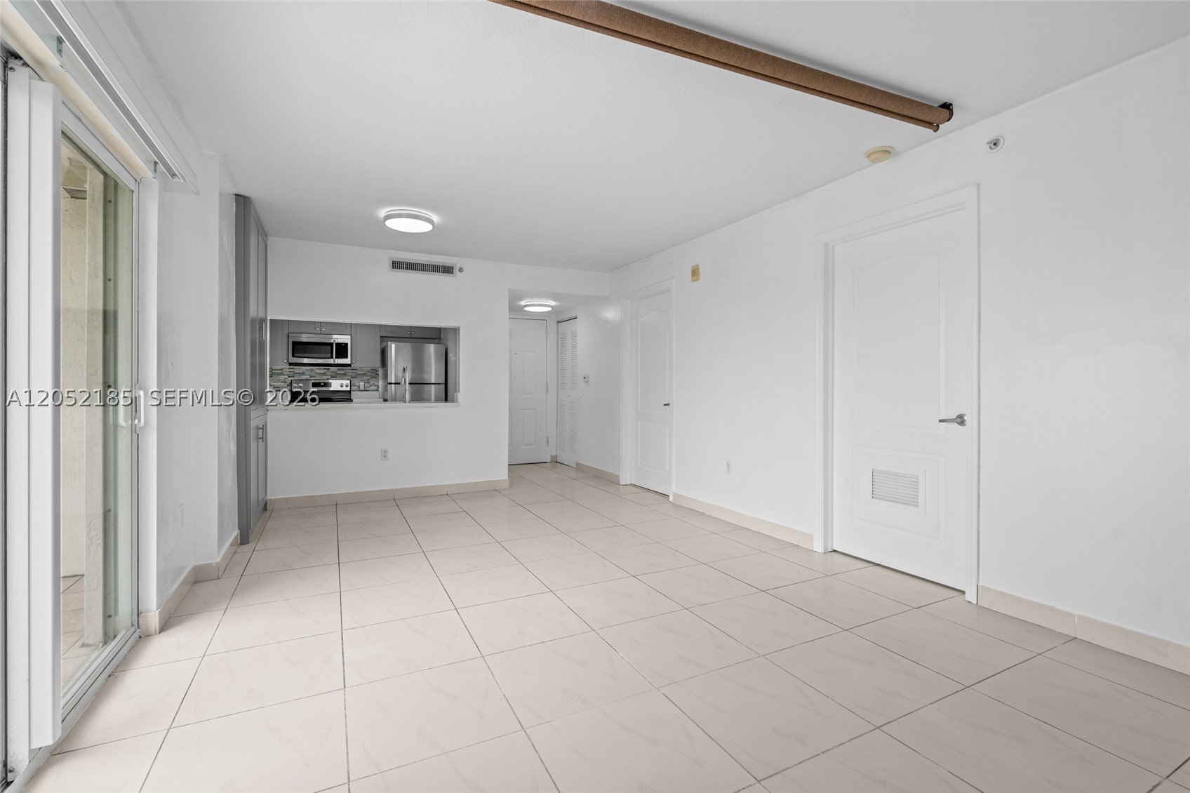 MARQUIS I - Residential Lease