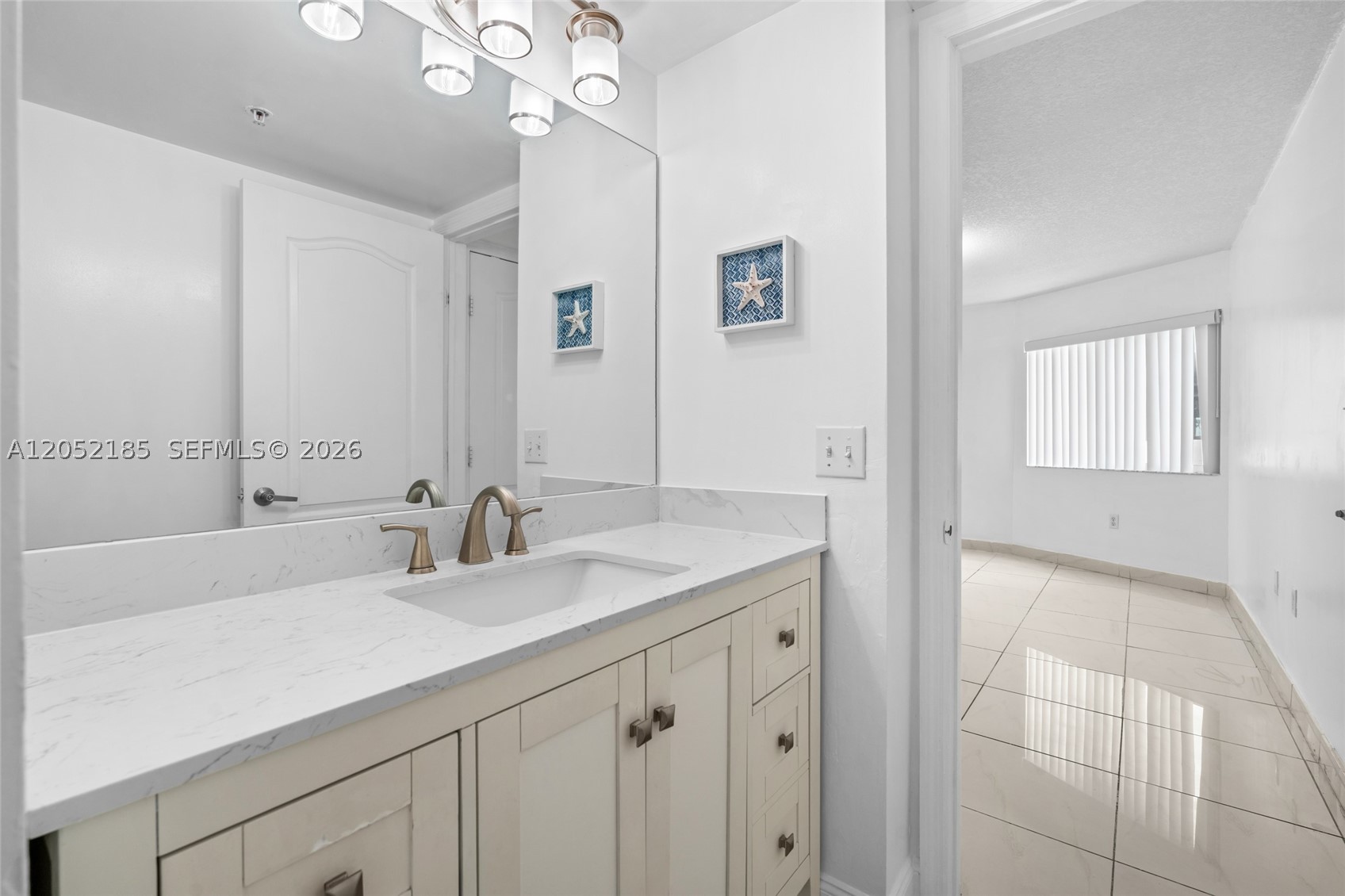 MARQUIS I - Residential Lease