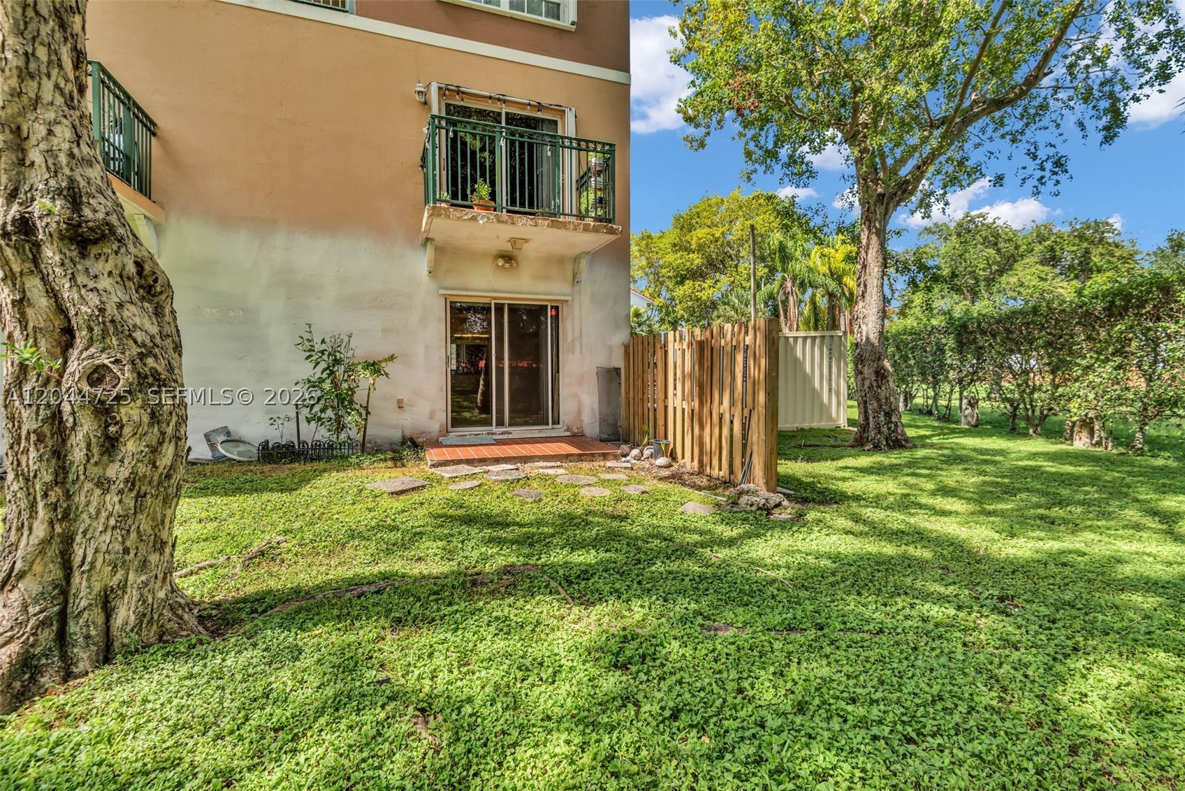 BLOSSOMS AT THE HAMMOCKS - Residential