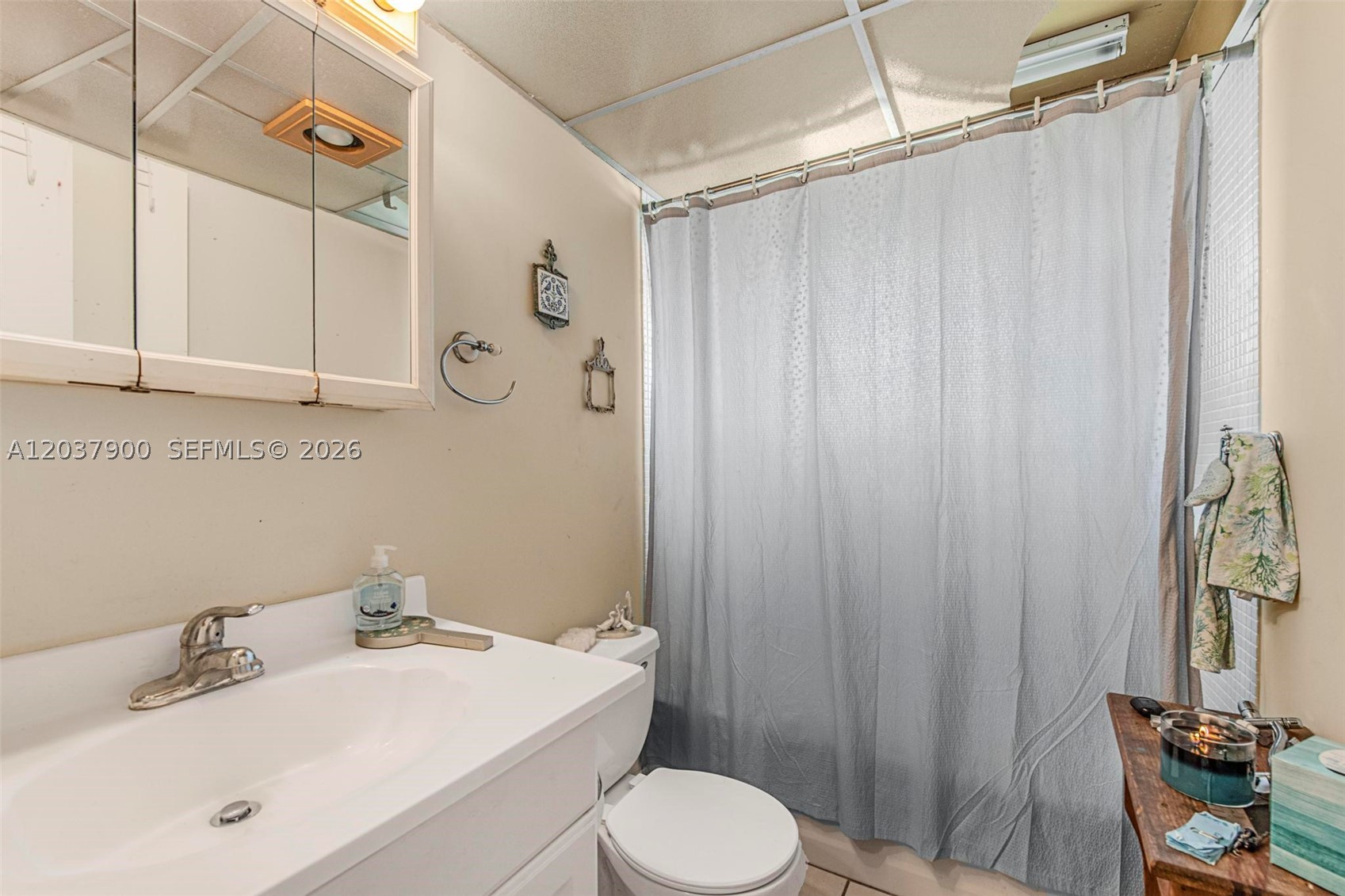 KINGS POINT MONACO CONDOS - Residential