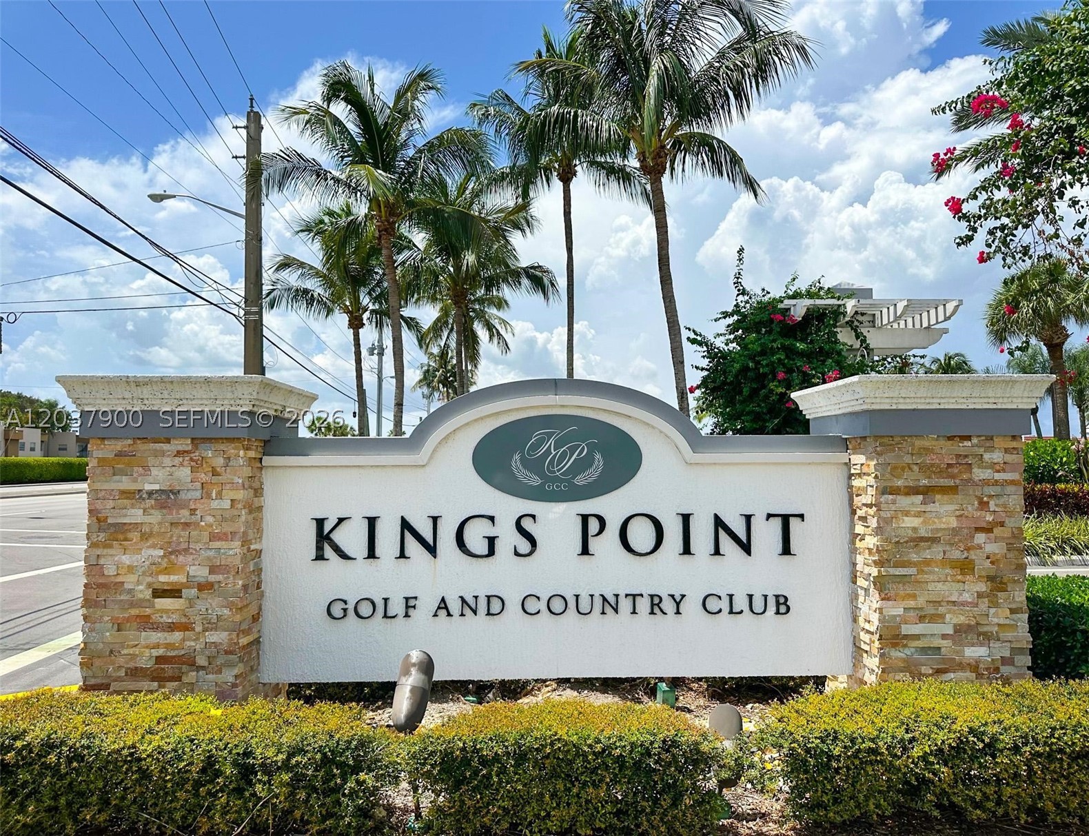 Great 2 Bed / 2 Bath Condo Located in the Kings Point Golf and Country Club for 55+. This Property is Located on the Second Floor and Features Wood and Tile Floors, an Updated Kitchen, Updated Bathrooms, A Screened-in Balcony and So Much More! Community Features a Theatre, Cafe, Gym, Tennis Court, Shuffleboard, Golf, 6 Pool and So Much More! Location Also Offers Easy Access to All Major Roadways, Shopping, Dining, Beaches, Public Parks and Public Transportation. No Renting First 2 Years of Ownership. HOA Fee is $850. No Pets. *Fully Funded Reserves and No Special Assessments at This Time**