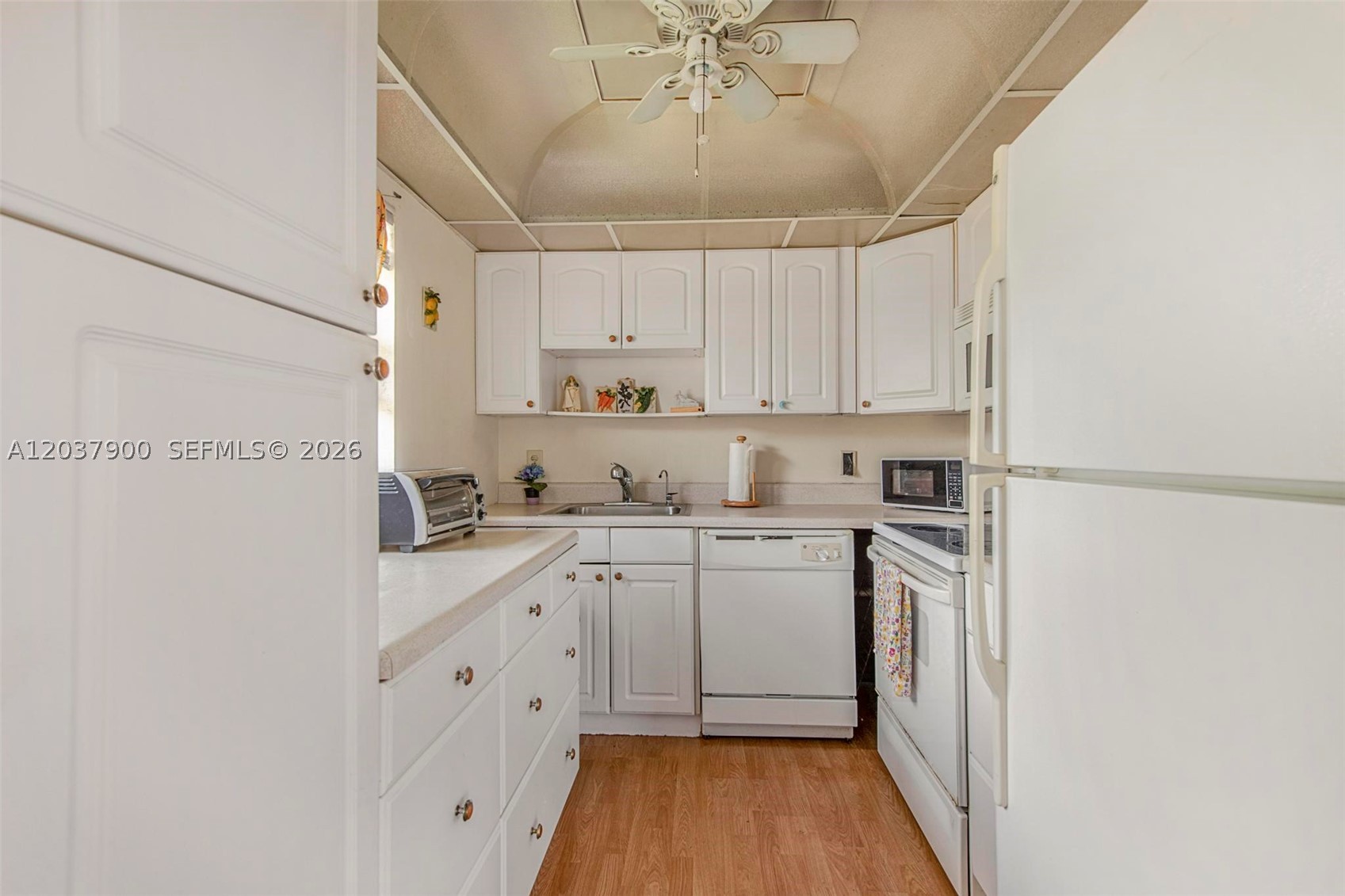KINGS POINT MONACO CONDOS - Residential