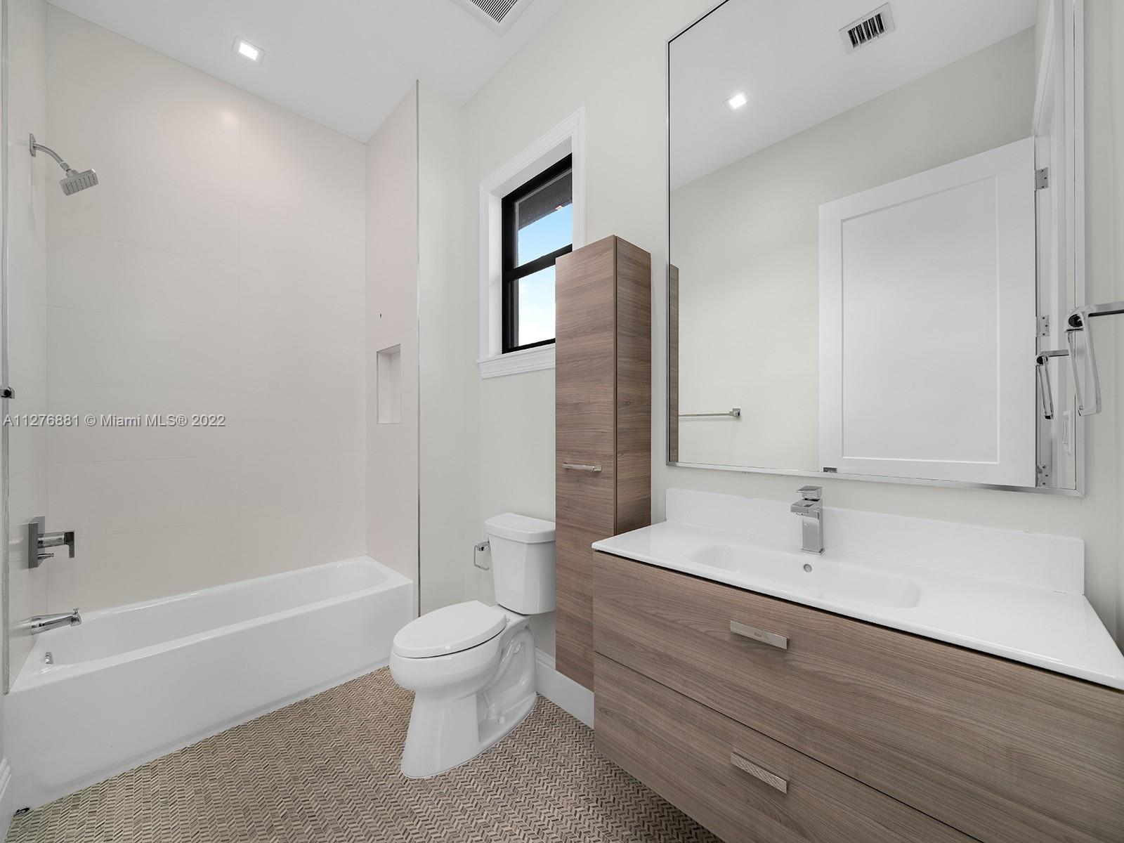 COCONUT PALM ESTATES - Residential