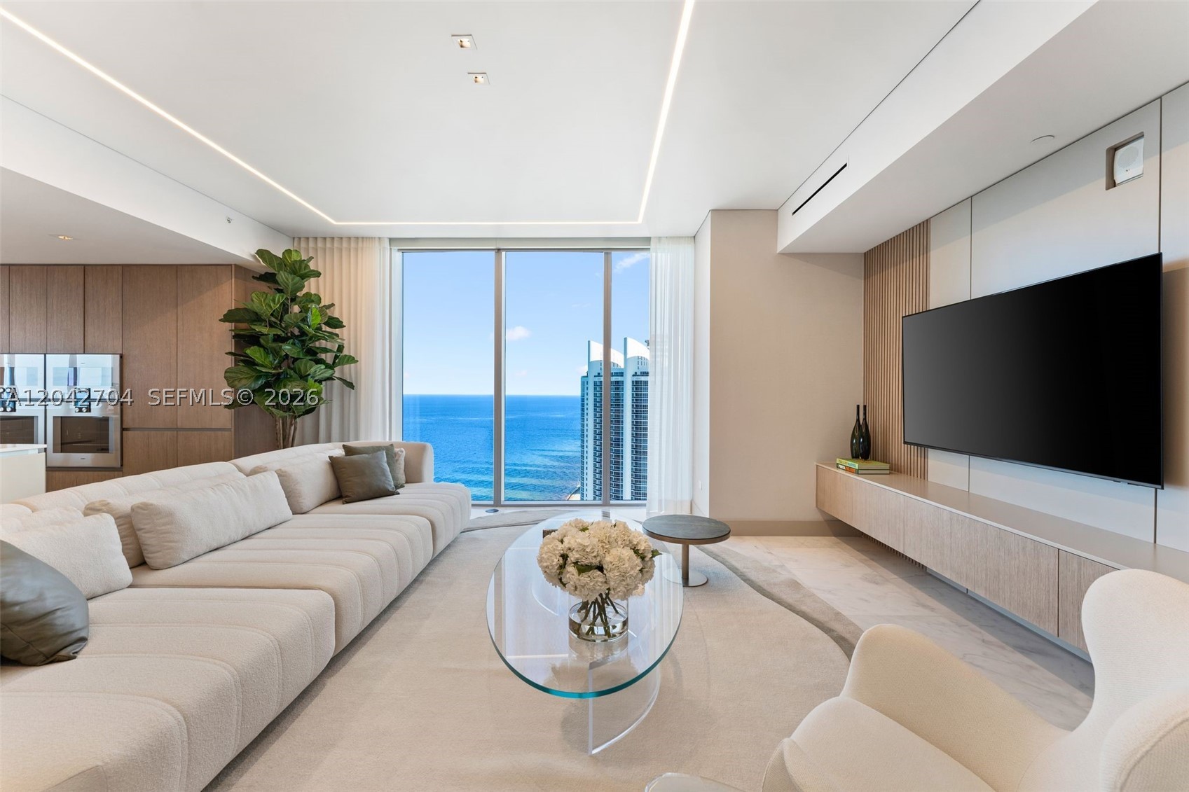 TURBNBERRY OCEAN CLUB - Residential