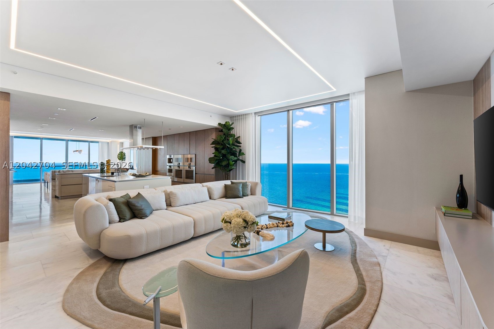 TURBNBERRY OCEAN CLUB - Residential