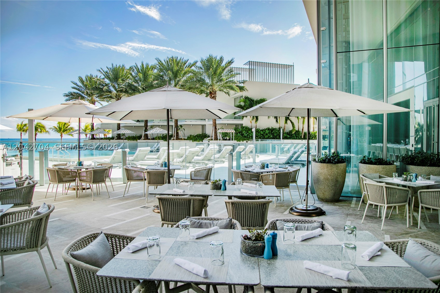 TURBNBERRY OCEAN CLUB - Residential