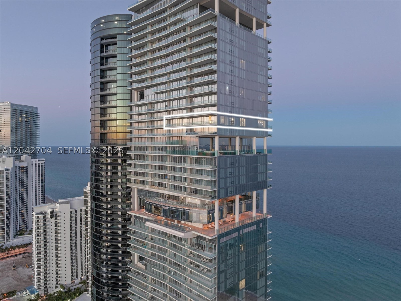 TURBNBERRY OCEAN CLUB - Residential