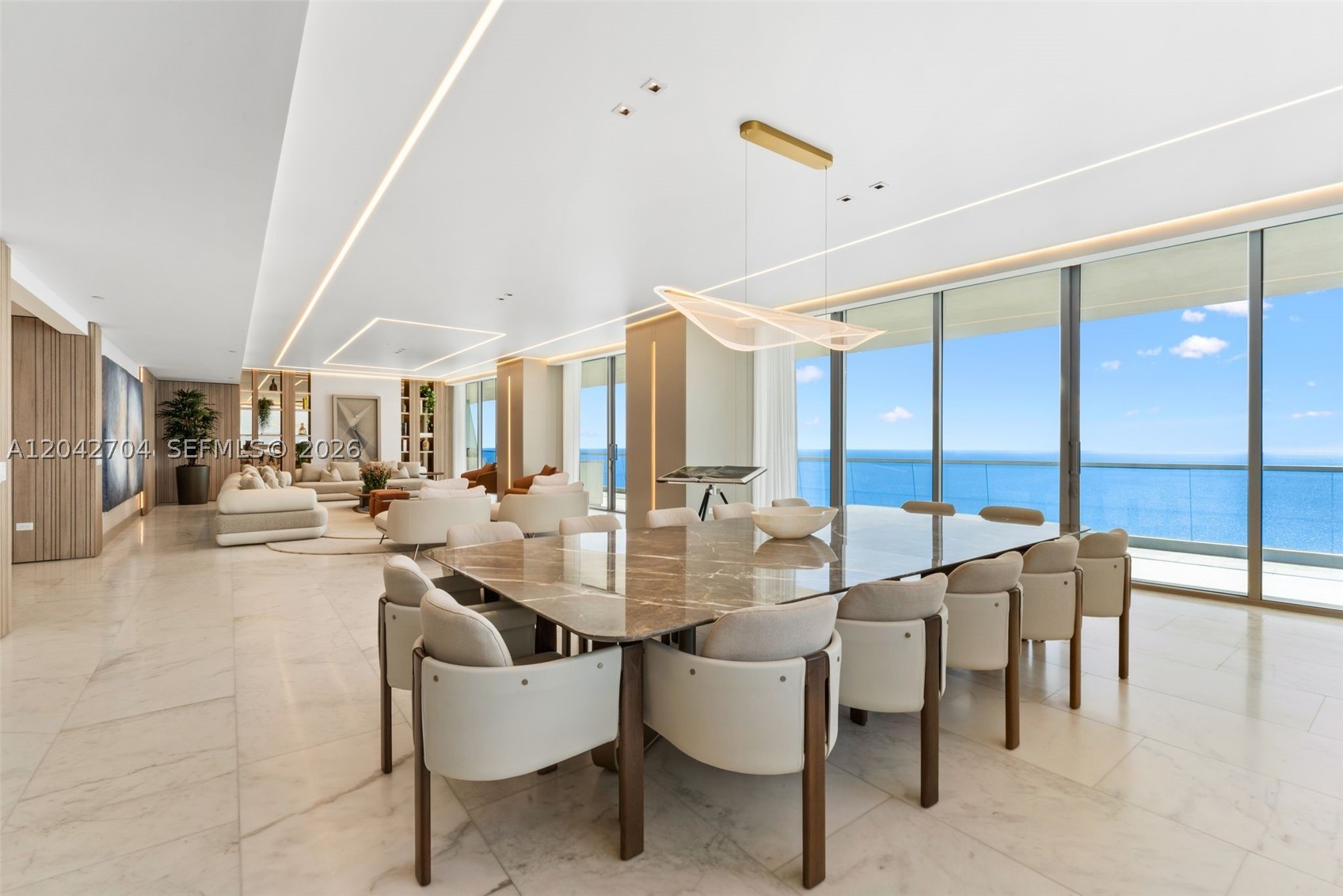TURBNBERRY OCEAN CLUB - Residential