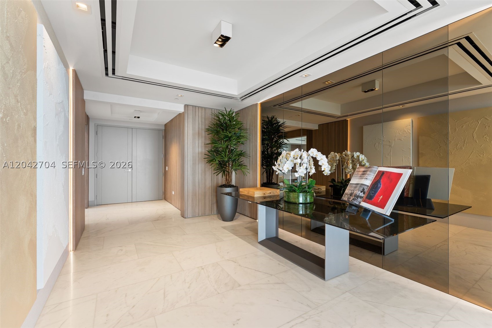 TURBNBERRY OCEAN CLUB - Residential