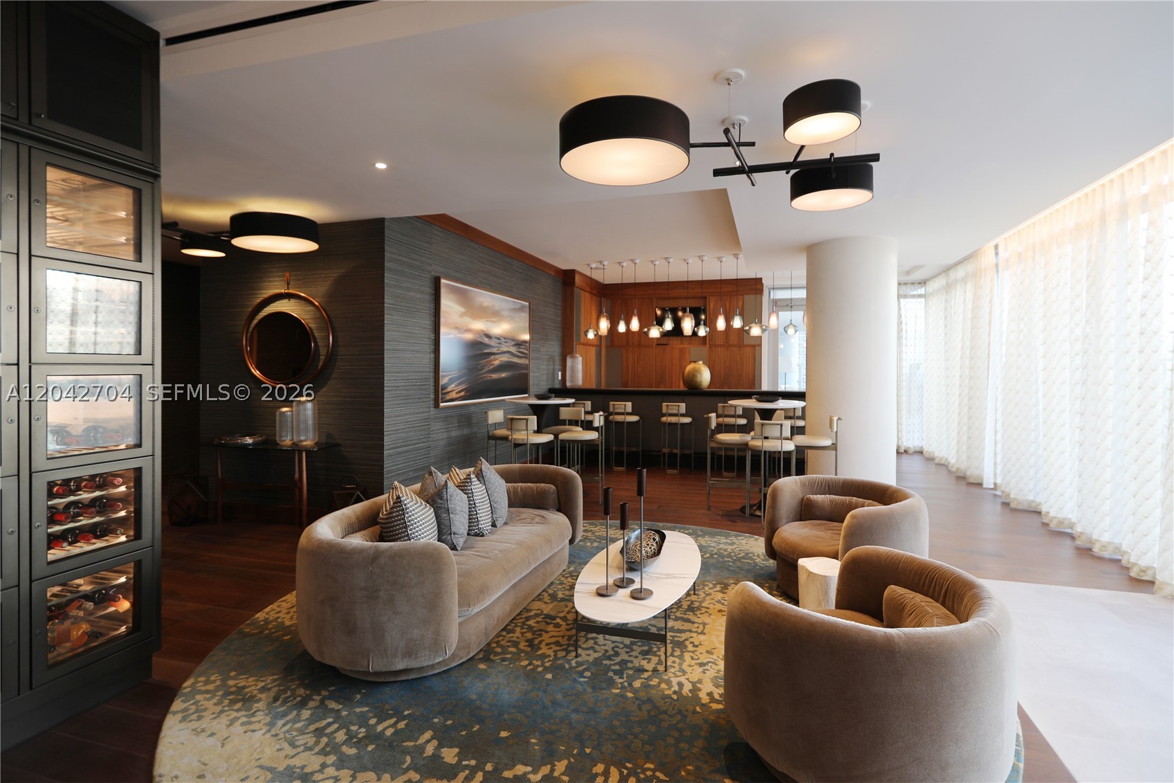 TURBNBERRY OCEAN CLUB - Residential