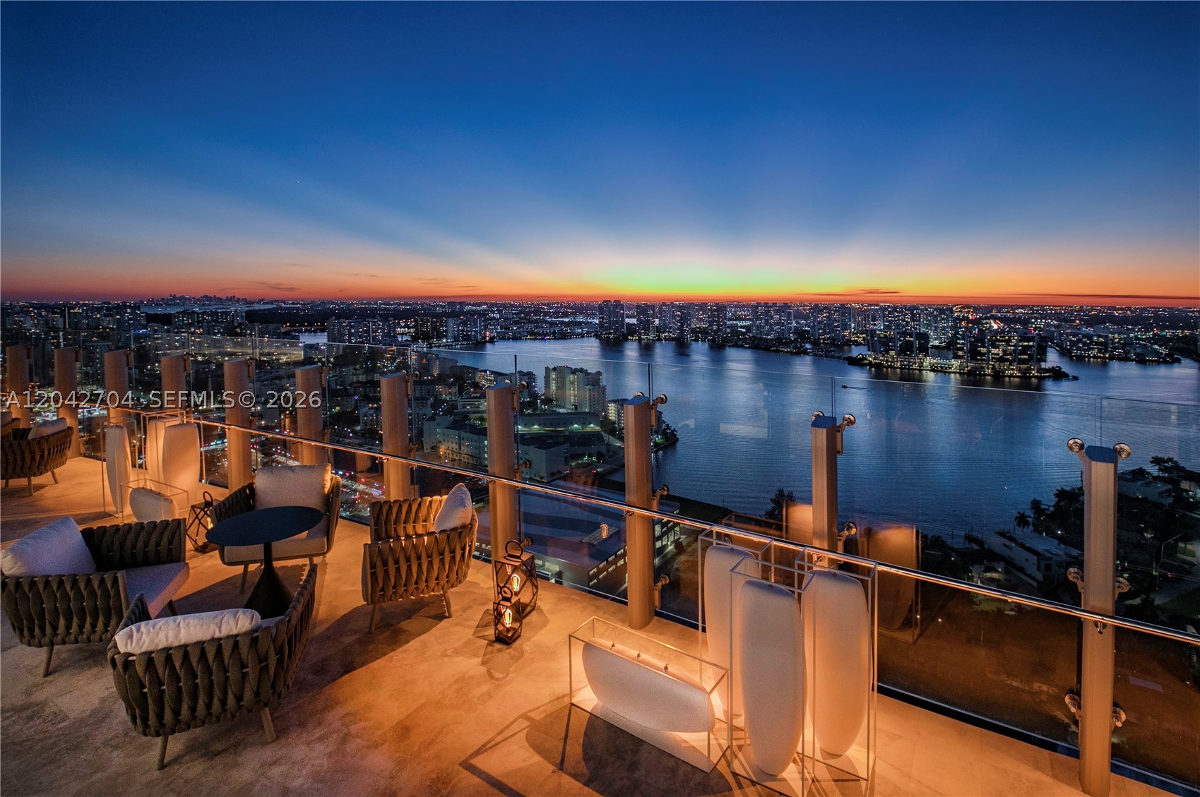 TURBNBERRY OCEAN CLUB - Residential